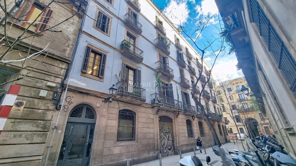 6 soveværelse Lejlighed til salg i Barcelona by - € 490.000 (Ref: 9504033)