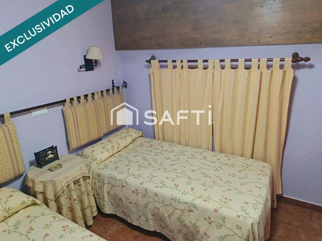 Local Comercial en Los Navalucillos en venta - 240.000 € (Ref: 9504036)