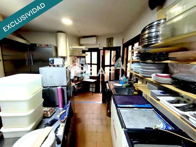 Local Comercial en Los Navalucillos en venta - 240.000 € (Ref: 9504036)