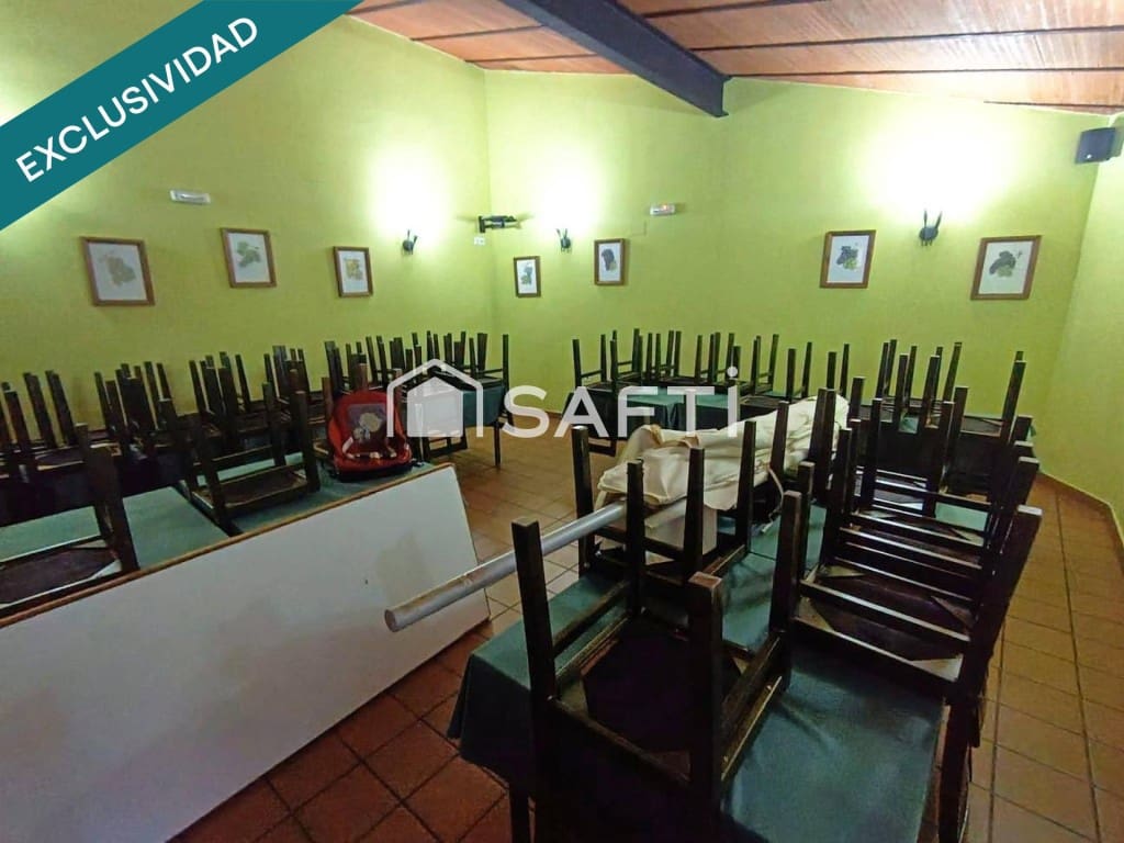 Local Comercial en Los Navalucillos en venta - 240.000 € (Ref: 9504036)