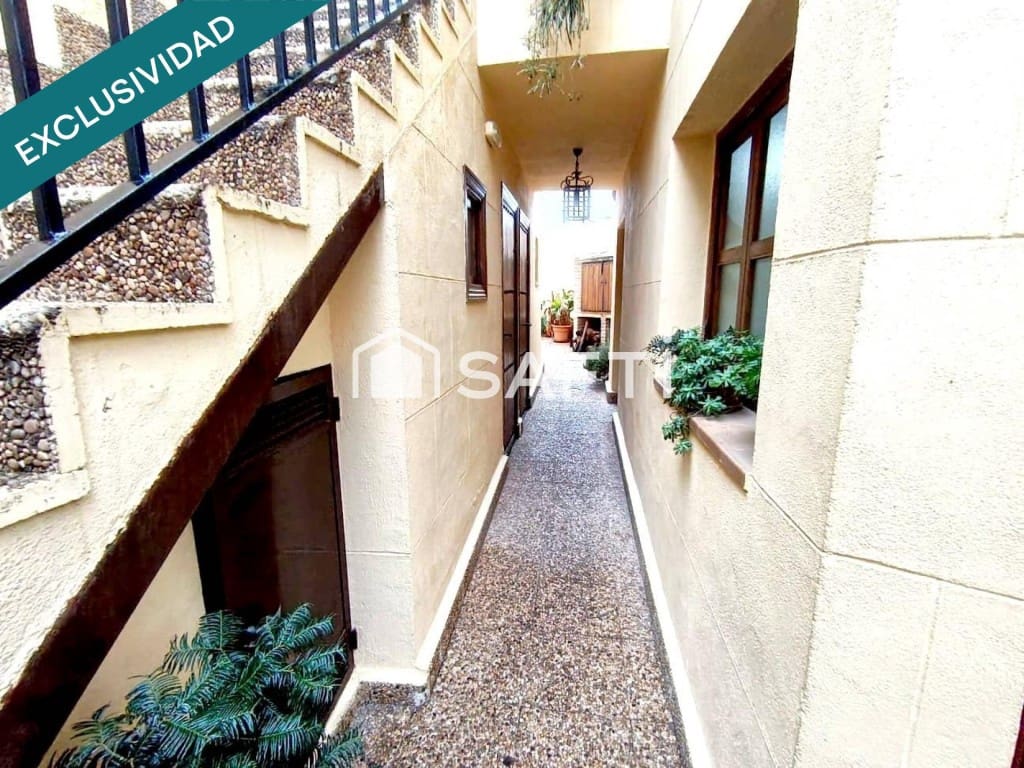 Local Comercial en Los Navalucillos en venta - 240.000 € (Ref: 9504036)