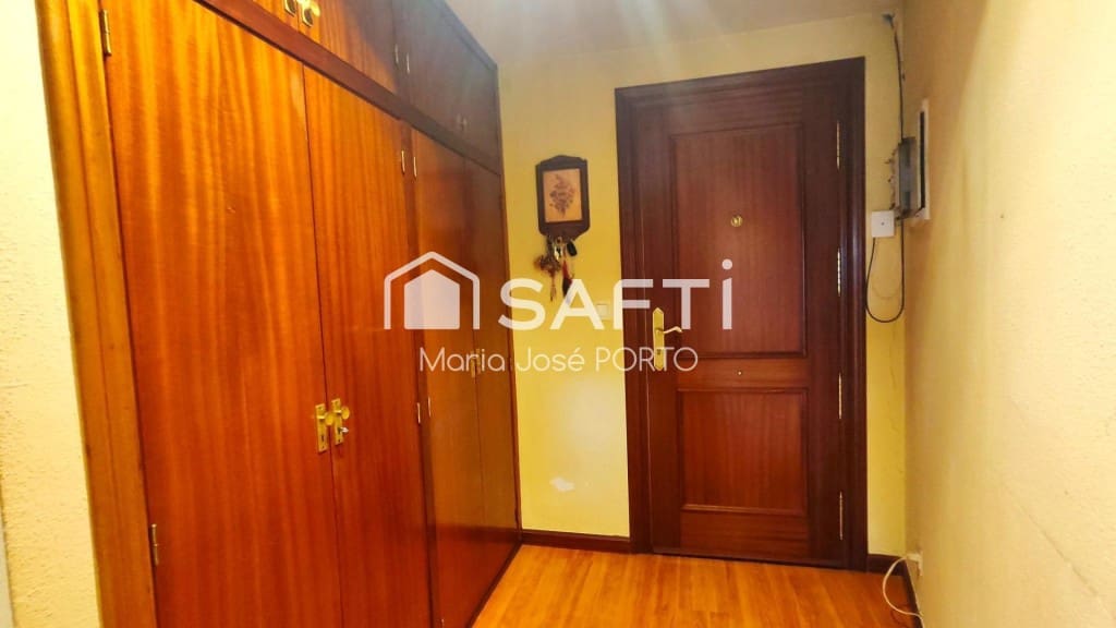 2 soverom Leilighet til salgs i Leon by - € 165 000 (Ref: 9504037)