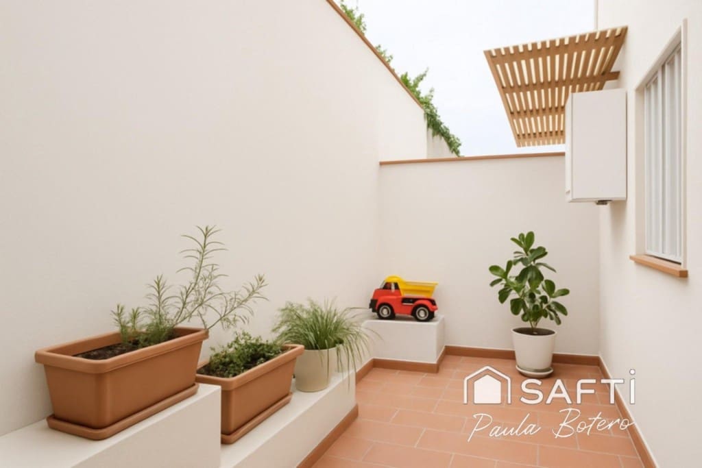 Gewerbe zu verkaufen in Vilanova i la Geltru - 148.000 € (Ref: 9504040)