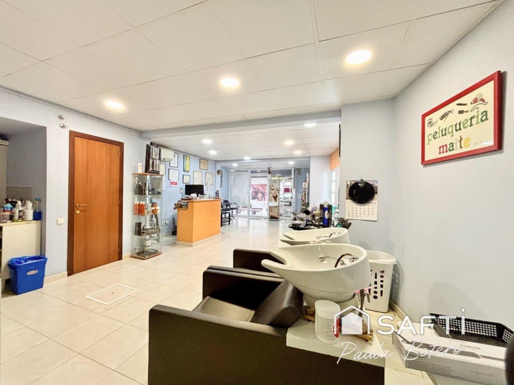 Gewerbe zu verkaufen in Vilanova i la Geltru - 148.000 € (Ref: 9504040)