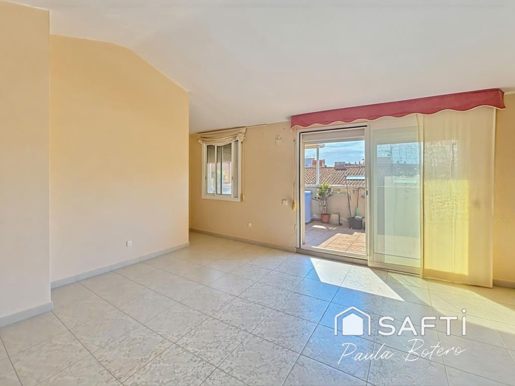 5 sovrum Radhus till salu i Vilanova i la Geltru med garage - 345 000 € (Ref: 9504041)