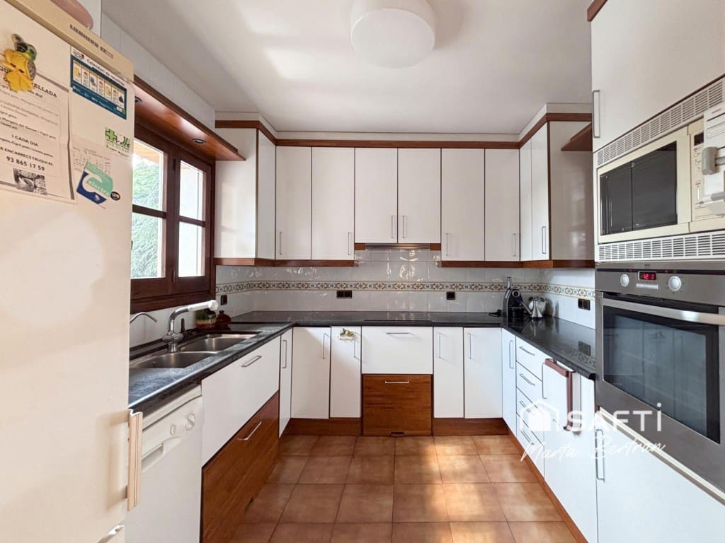 Finca/Casa Rural de 5 habitaciones en Sant Feliu de Codines en venta con piscina garaje - 680.000 € (Ref: 9504044)