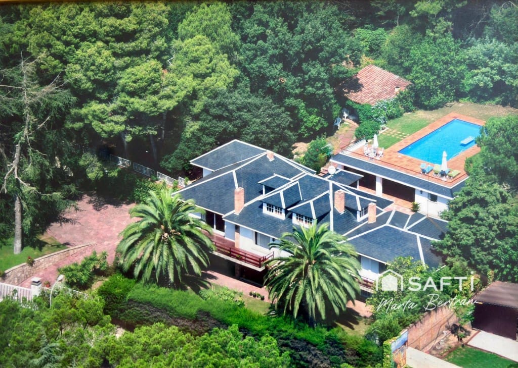 Finca/Casa Rural de 5 habitaciones en Sant Feliu de Codines en venta con piscina garaje - 680.000 € (Ref: 9504044)