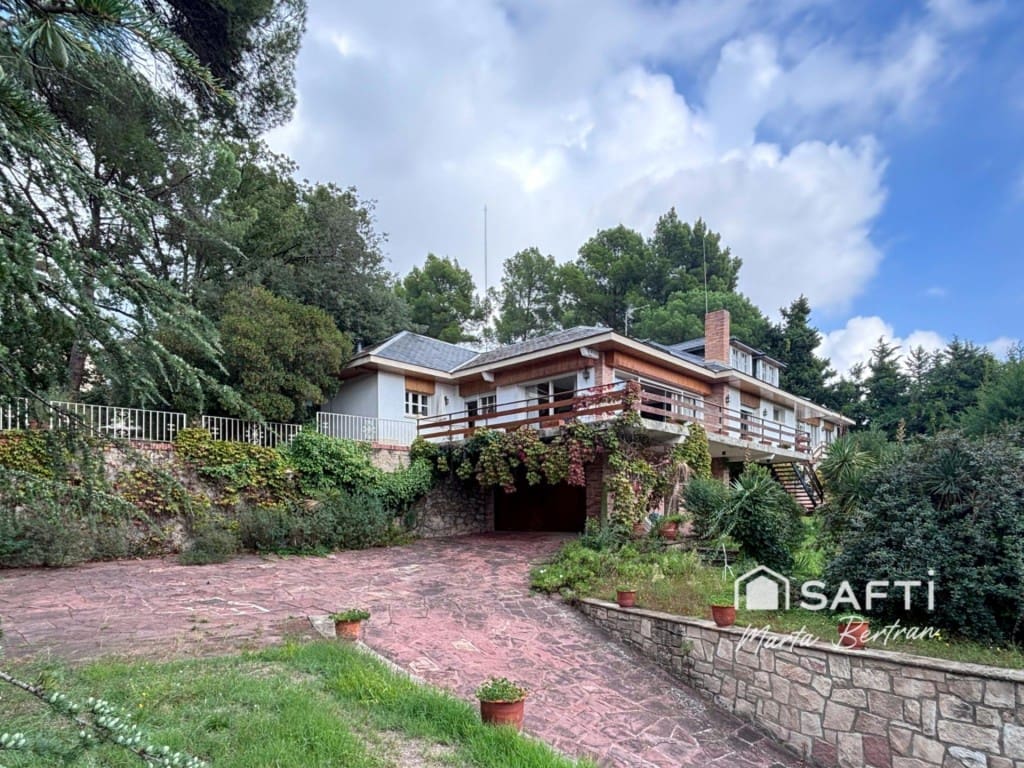 Finca/Casa Rural de 5 habitaciones en Sant Feliu de Codines en venta con piscina garaje - 680.000 € (Ref: 9504044)