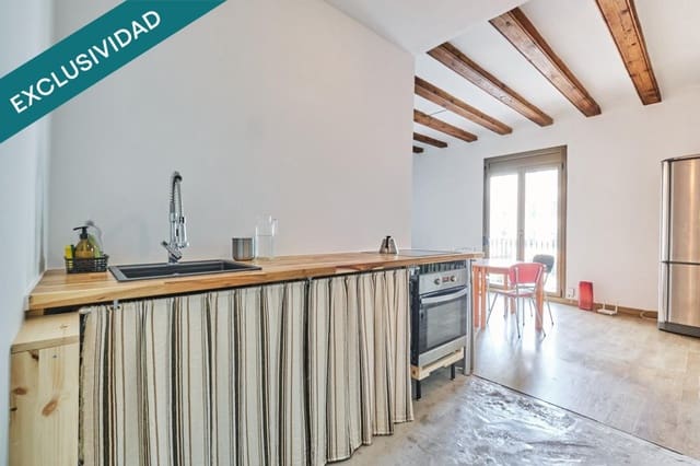 3 bedroom Apartment for sale in El Raval, Barcelona city - € 299,000 (Ref: 9508724)