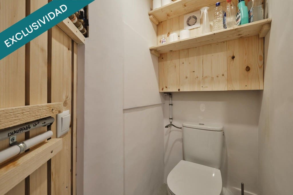 3 bedroom Apartment for sale in Barcelona city - € 299,000 (Ref: 9508724)