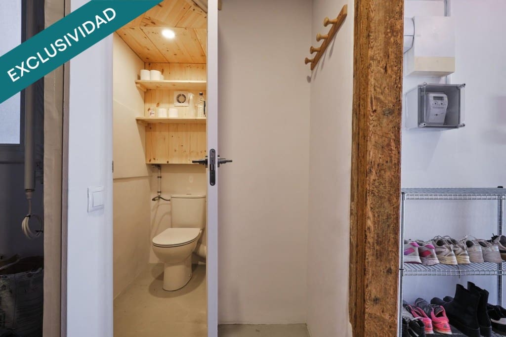 3 bedroom Apartment for sale in Barcelona city - € 299,000 (Ref: 9508724)