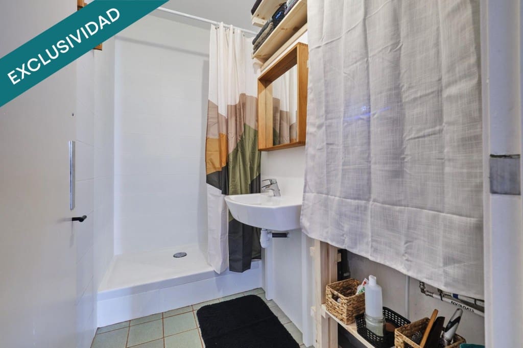 3 bedroom Apartment for sale in Barcelona city - € 299,000 (Ref: 9508724)