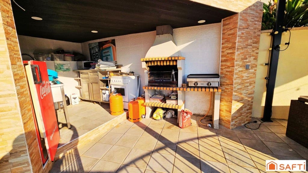 4 soveværelse Villa til salg i Pedreguer med swimmingpool - € 1.300.000 (Ref: 9508727)