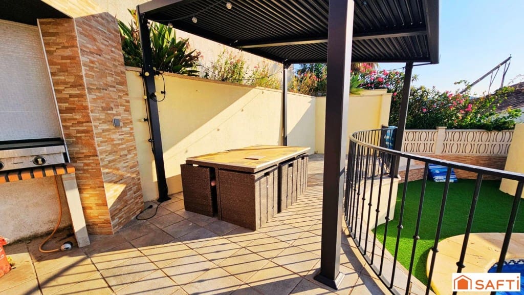 4 soveværelse Villa til salg i Pedreguer med swimmingpool - € 1.300.000 (Ref: 9508727)