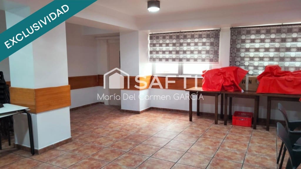 Komercyjne na sprzedaż w Terrassa - 499 000 € (Ref: 9508729)