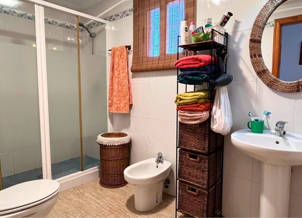 2 slaapkamer Appartement te koop in Los Alcazares met zwembad garage - € 170.000 (Ref: 9508730)