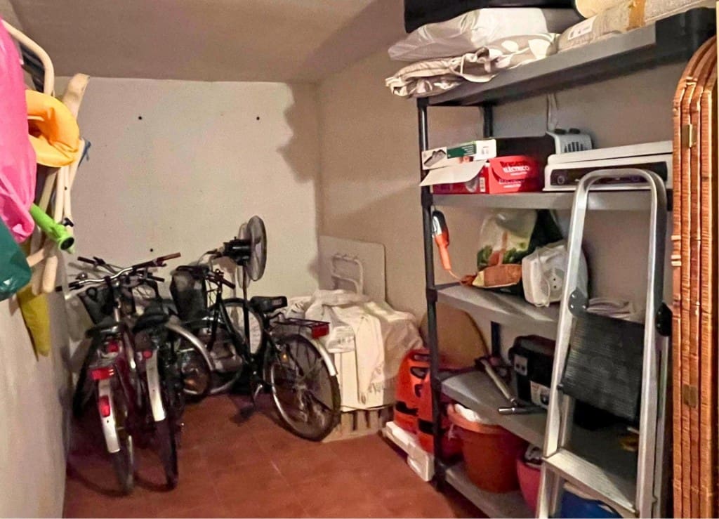 2 slaapkamer Appartement te koop in Los Alcazares met zwembad garage - € 170.000 (Ref: 9508730)