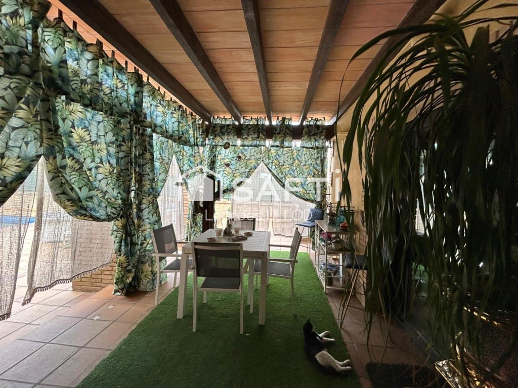 3 bedroom Villa for sale in Torroella de Fluvia with pool garage - € 499,000 (Ref: 9508733)