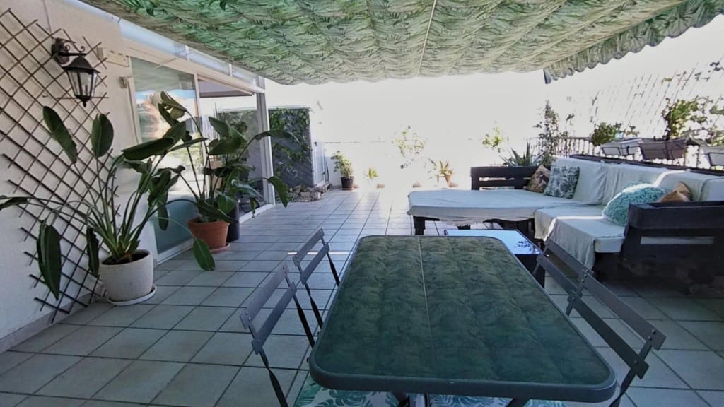 1 soveværelse Penthouse til salg i Alicante by med swimmingpool garage - € 319.000 (Ref: 9513332)