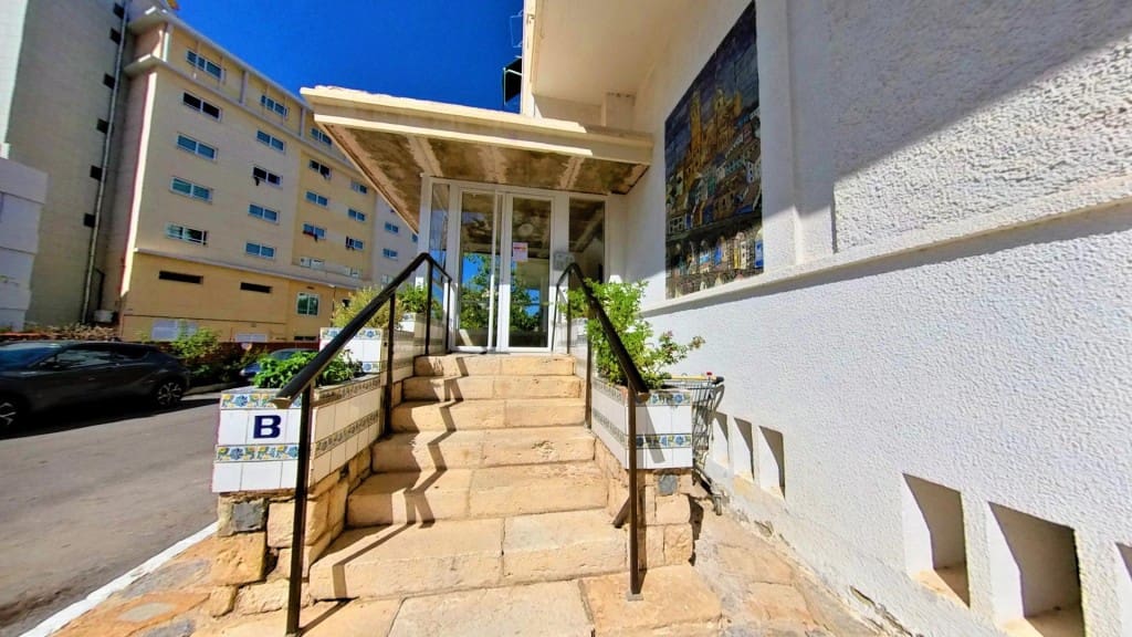 1 soveværelse Penthouse til salg i Alicante by med swimmingpool garage - € 319.000 (Ref: 9513332)