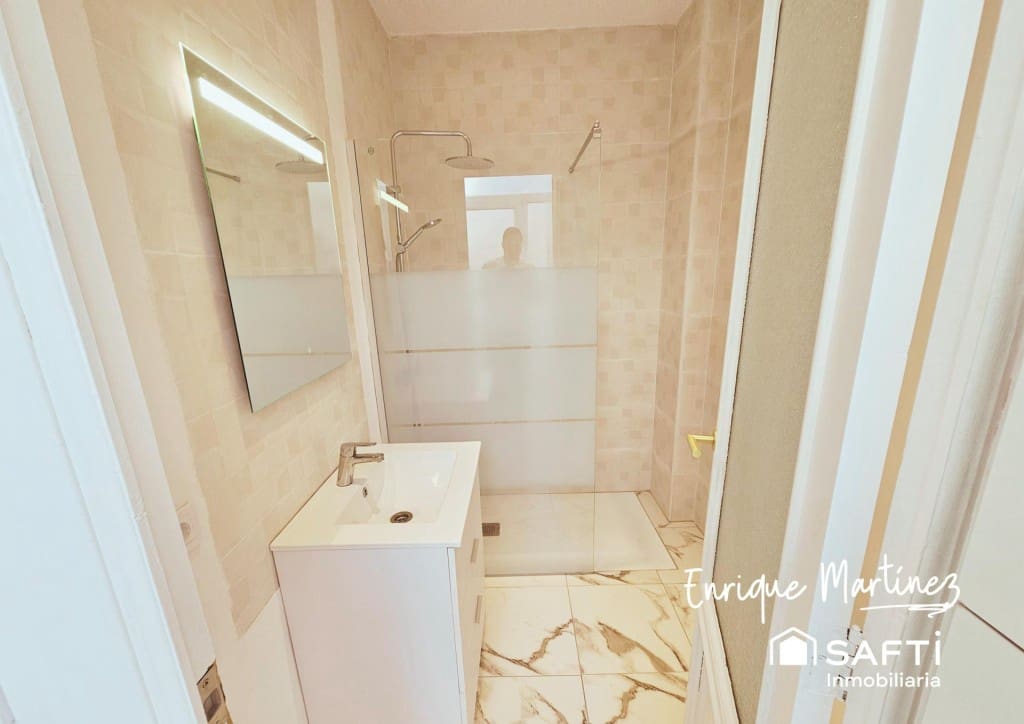 3 soveværelse Lejlighed til salg i Oliva - € 125.000 (Ref: 9513333)