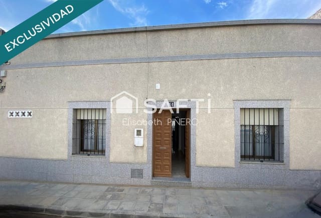 4 slaapkamer Rijtjeshuis te koop in Montijo met garage - € 110.000 (Ref: 9513334)
