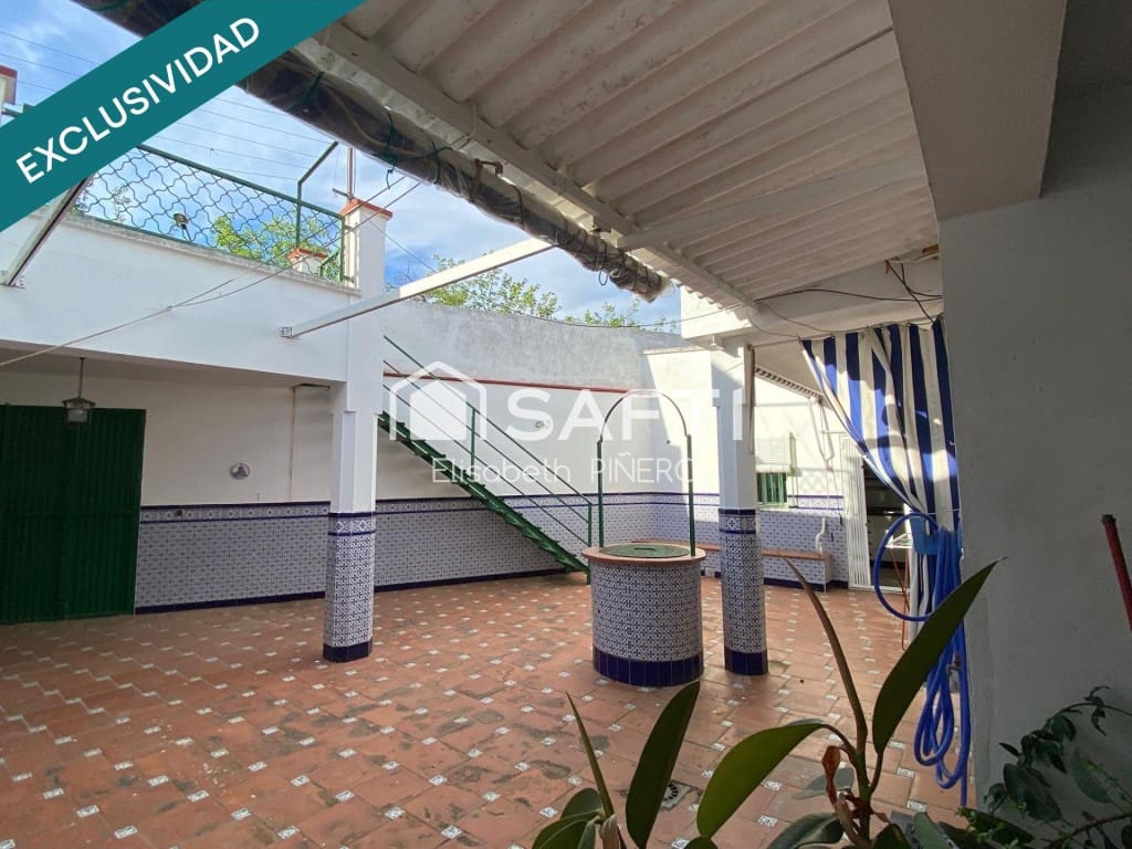 4 slaapkamer Rijtjeshuis te koop in Montijo met garage - € 110.000 (Ref: 9513334)