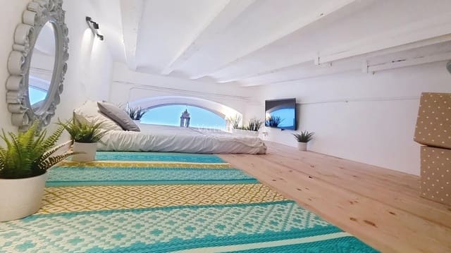 Commercial for sale in El Raval, Barcelona city - € 320,000 (Ref: 9513338)