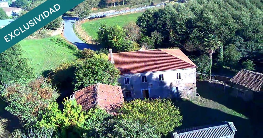 Finca/Casa Rural de 5 habitaciones en Boqueixón en venta - 109.000 € (Ref: 9513339)