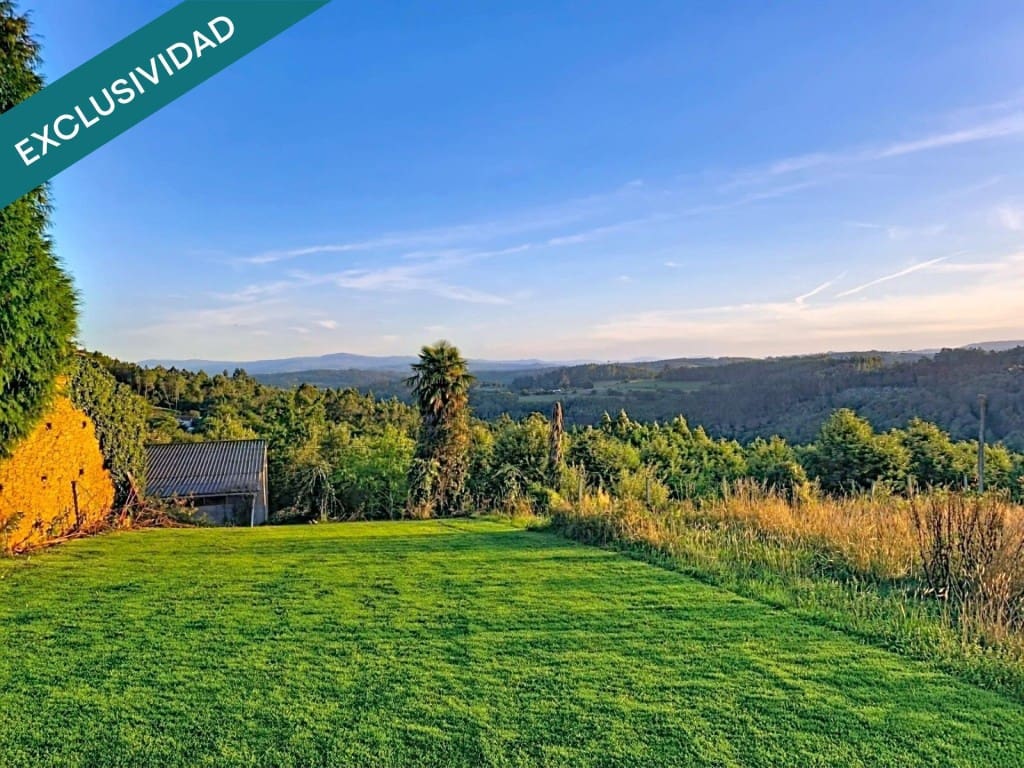 Finca/Casa Rural de 5 habitaciones en Boqueixón en venta - 109.000 € (Ref: 9513339)