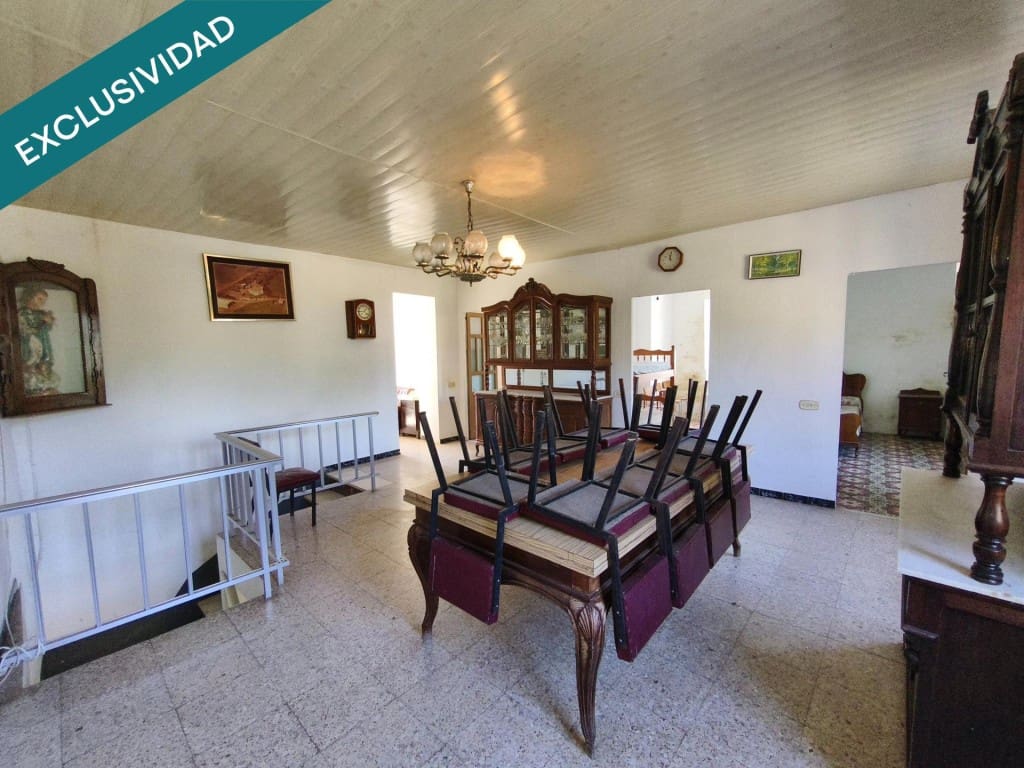 Finca/Casa Rural de 5 habitaciones en Boqueixón en venta - 109.000 € (Ref: 9513339)