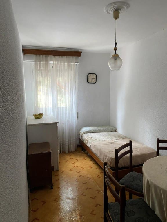 Apartamento de 3 habitaciones en Madrid ciudad en venta - 250.000 € (Ref: 9513342)