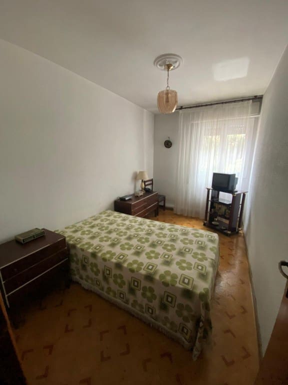 Apartamento de 3 habitaciones en Madrid ciudad en venta - 250.000 € (Ref: 9513342)