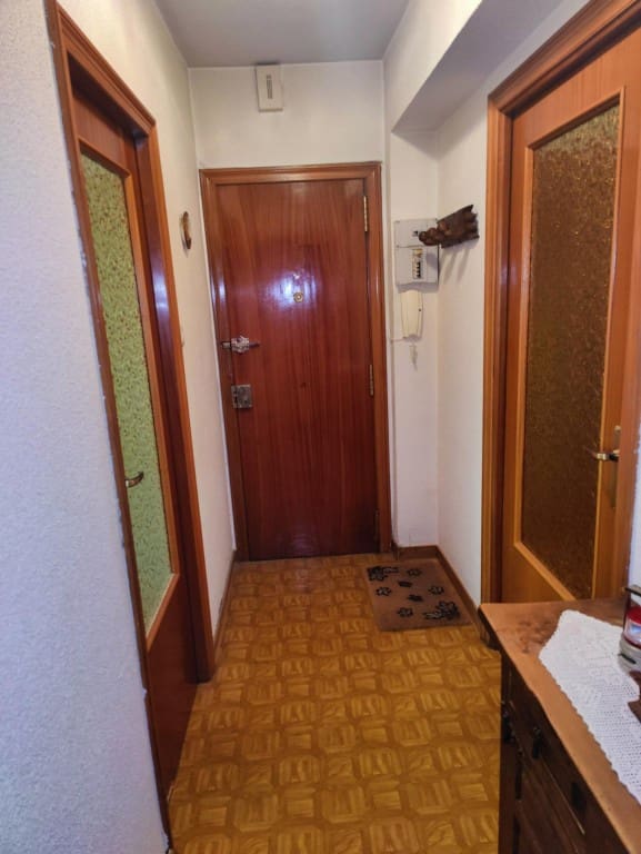 Apartamento de 3 habitaciones en Madrid ciudad en venta - 250.000 € (Ref: 9513342)