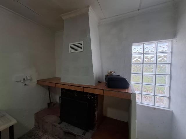 3 chambre Finca/Maison de Campagne à vendre à Cerdà avec piscine - 145 000 € (Ref: 9518766)