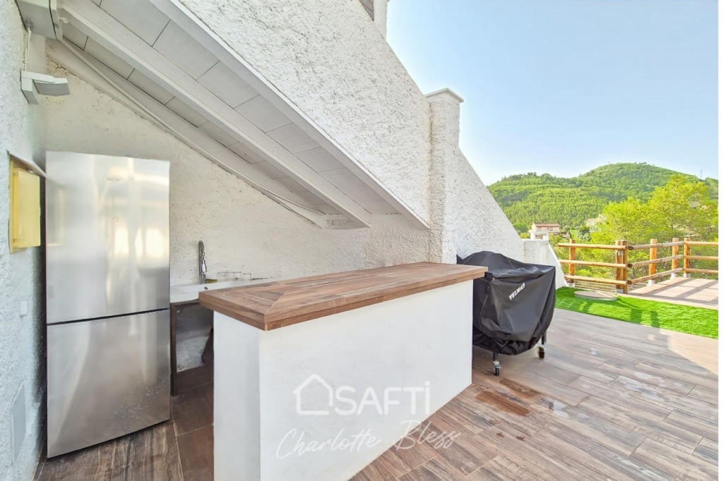 10 makuuhuone Huvila myytävänä paikassa Sitges mukana uima-altaan - 775 000 € (Ref: 9518767)