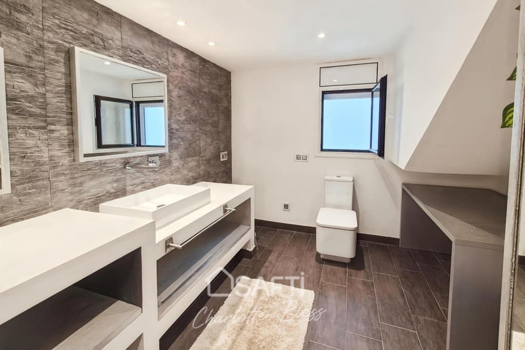 10 makuuhuone Huvila myytävänä paikassa Sitges mukana uima-altaan - 775 000 € (Ref: 9518767)