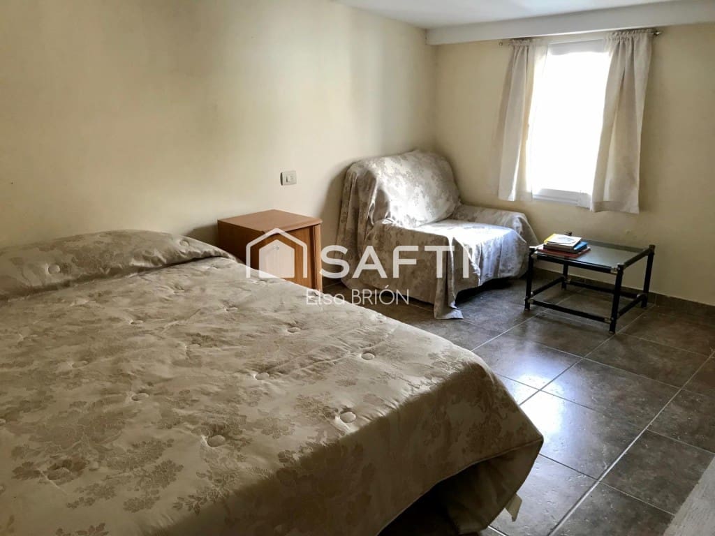 4 Zimmer Apartment zu verkaufen in Outes - 120.000 € (Ref: 9518769)