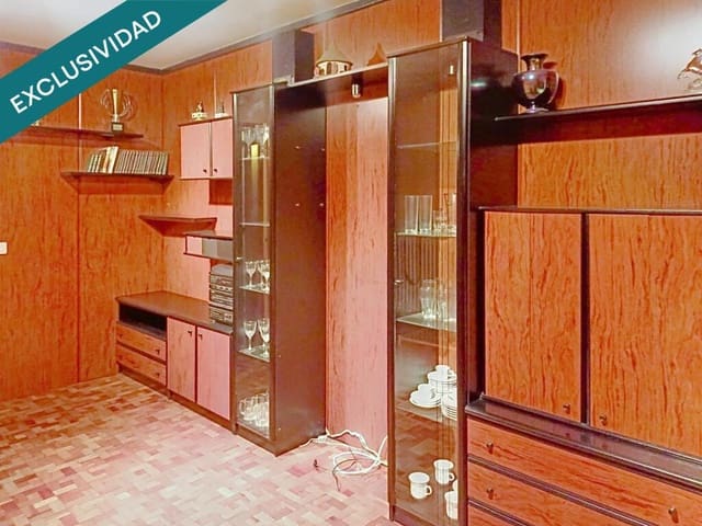 3 soveværelse Lejlighed til salg i La Pola de Gordón med garage - € 54.769 (Ref: 9518771)