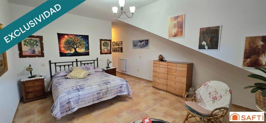 3 soverom Villa til salgs i Santa Maria del Tietar - € 195 000 (Ref: 9518772)