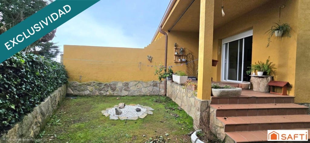 3 soverom Villa til salgs i Santa Maria del Tietar - € 195 000 (Ref: 9518772)