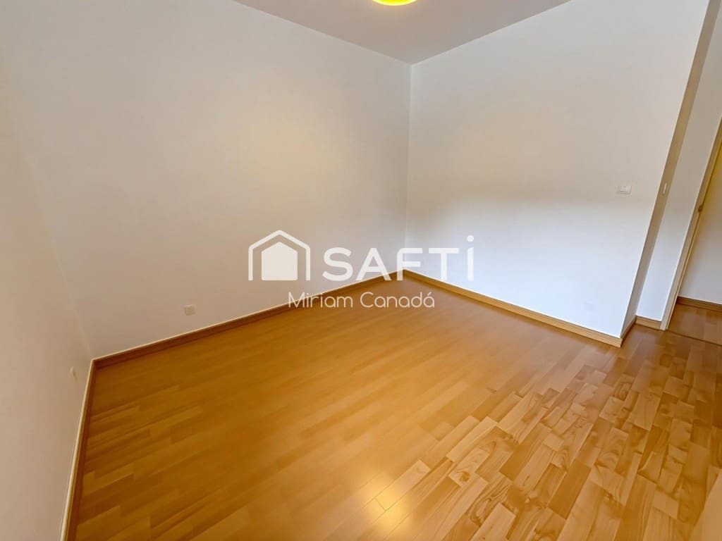 3 soverom Leilighet til salgs i Badia del Valles - € 179 999 (Ref: 9518773)