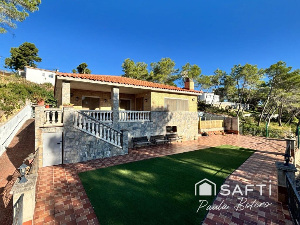 Chalet de 4 habitaciones en Olivella en venta - 375.000 € (Ref: 9518777)