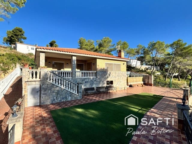 Chalet de 4 habitaciones en Olivella en venta - 375.000 € (Ref: 9518777)