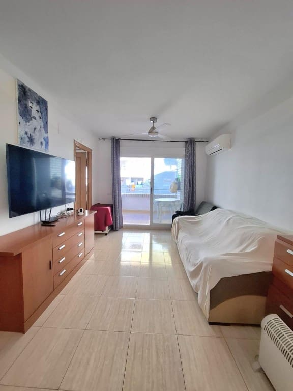 2 bedroom Apartment for sale in Oropesa  with pool garage - € 135,000 (Ref: 9518779)