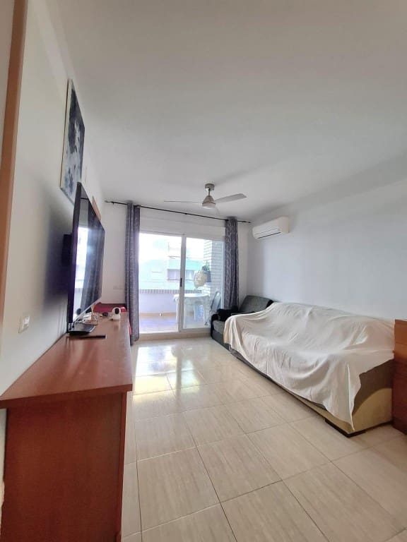 2 bedroom Apartment for sale in Oropesa  with pool garage - € 135,000 (Ref: 9518779)