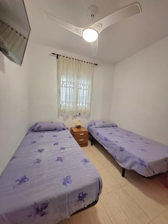 2 bedroom Apartment for sale in Oropesa  with pool garage - € 135,000 (Ref: 9518779)