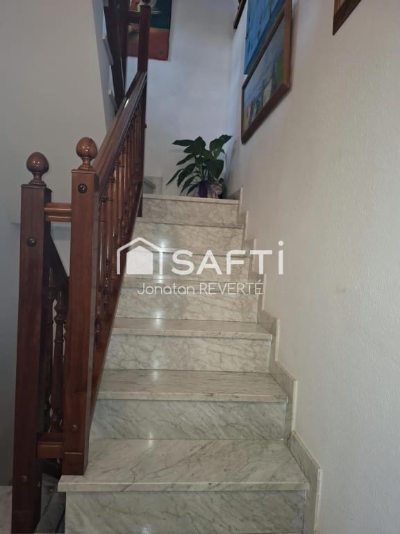 4 soveværelse Rækkehus til salg i Teia - € 595.000 (Ref: 9518780)