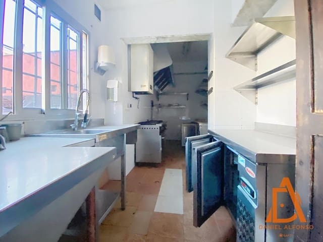 Commercieel te koop in San Martín del Rey Aurelio - € 75.000 (Ref: 9524120)