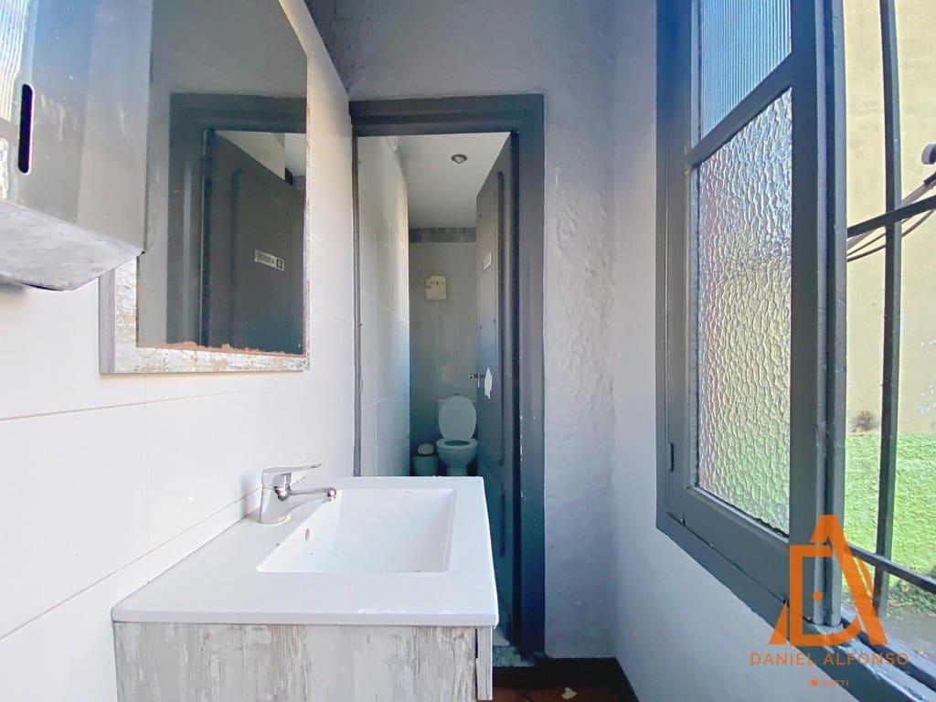 Commercieel te koop in San Martin del Rey Aurelio - € 75.000 (Ref: 9524120)